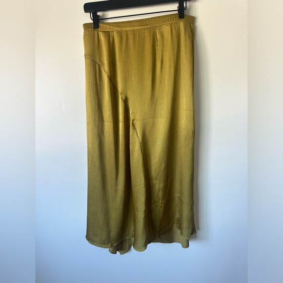 NWT Anthropologie Current Air Brienne Ruched Satin Skirt Size Large - Picture 5 of 8